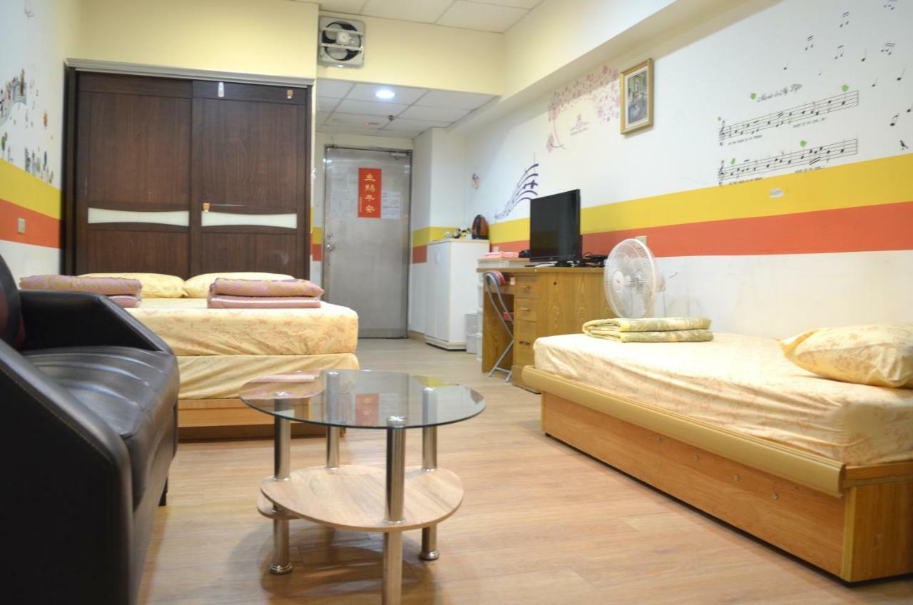 Holo Hostel Taipei Eksteriør bilde